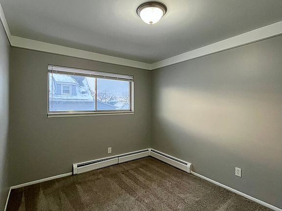 5th image of 2444 2nd St