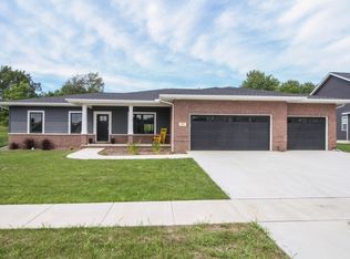 500 Raef Rd, Downs, IL 61736