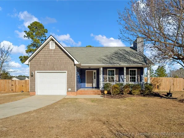 501 Camden Rd, Raeford, NC 28376