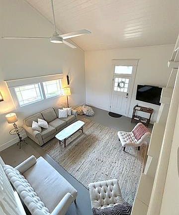 5th image of 1360 Constance St #2B