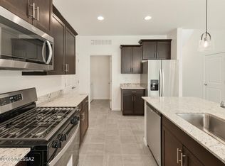 7037 W Jadewood Ln, Tucson, AZ 85757