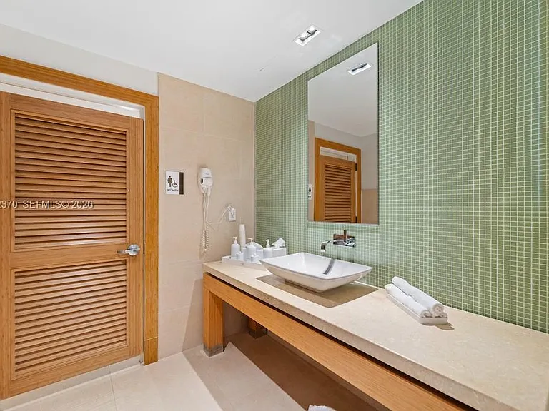 900 Biscayne Blvd #2312 — Photo 41