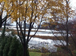 28 Hendrie Dr, Old Greenwich, CT 06870