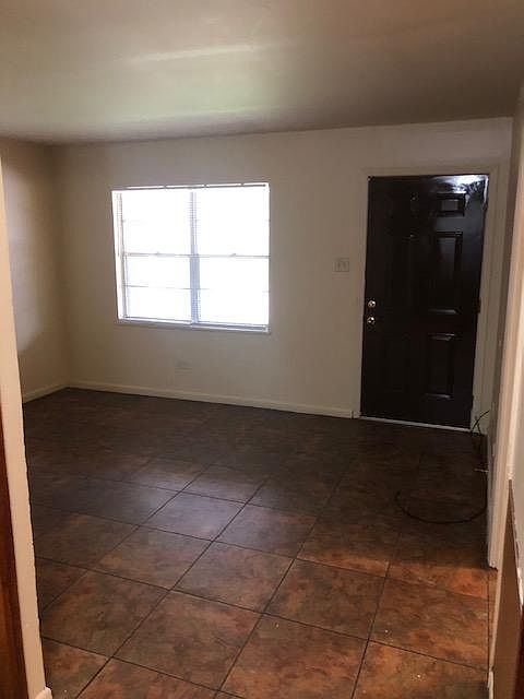 1st image of 2907 Marilyn Ann St #D