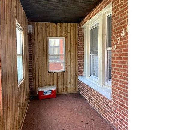3rd image of 7748 S Saint Lawrence Ave