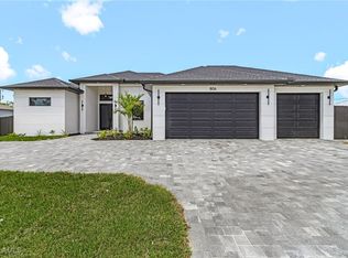 806 Santa Barbara Blvd, Cape Coral, FL 33991