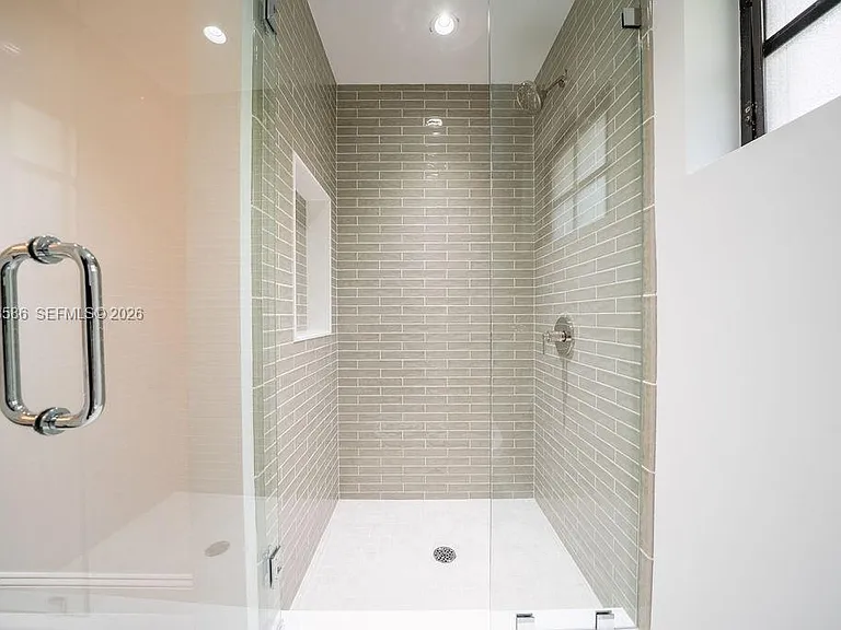 1550 S Greenway Dr — Photo 29