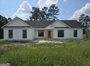 26 Marys Ln, Moultrie, GA 31788