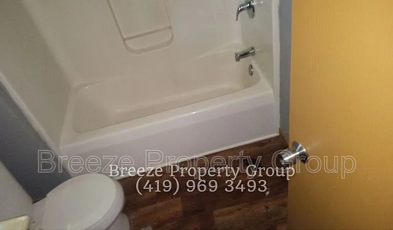1449 N Superior St — Photo 4