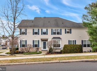 2 Compass Cir, Mount Laurel, NJ 08054