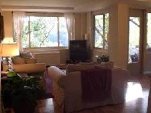 Open Ligh Living Room
