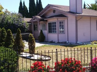 394 Redbud Ln, Hayward, CA