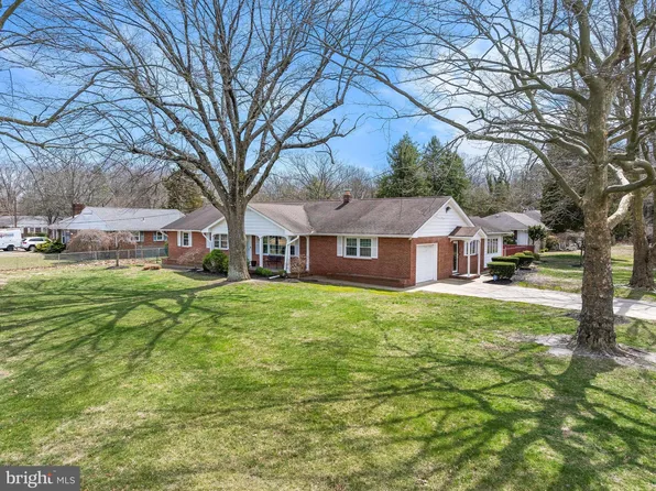 1285 Chimes Ter, Vineland, NJ 08360