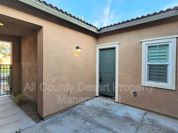 2nd image of 42729 Tiempo Ct