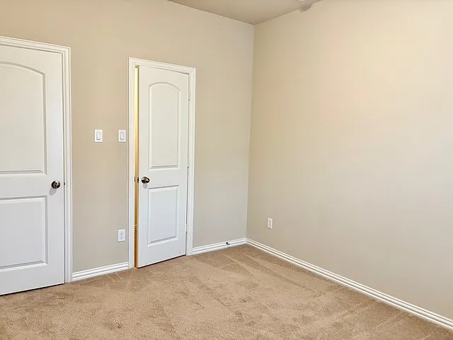 4654 Penelope Ln — Photo 14