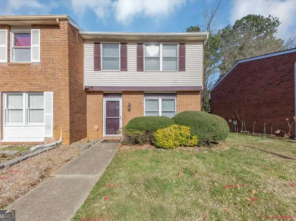 6413 Meadow Rue Dr, Peachtree Corners, GA 30092