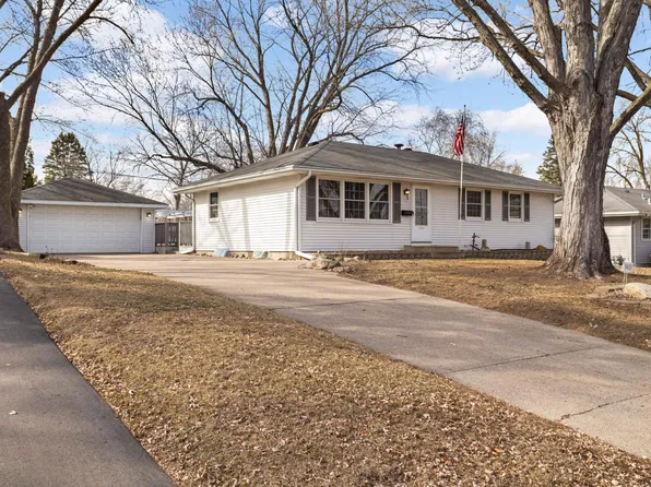 5409 Quebec Ave N, New Hope, MN 55428