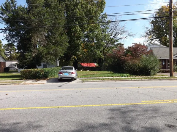 708 Old Winston Rd, High Point, NC 27265