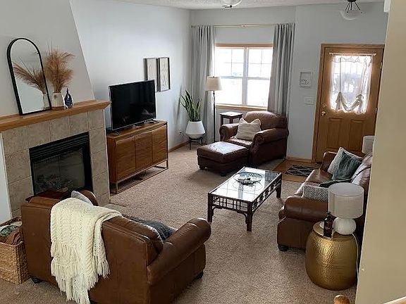 2nd image of 2688 Vierling Dr E