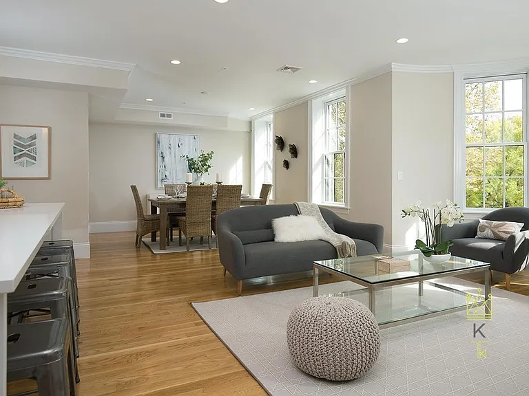 1248 Beacon St #2 — Photo 3