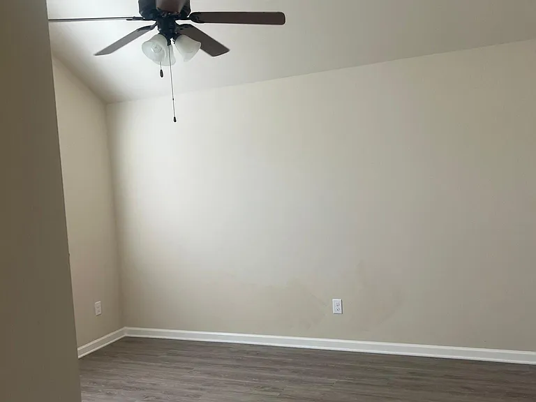 223 Heatherwood Ln — Photo 24