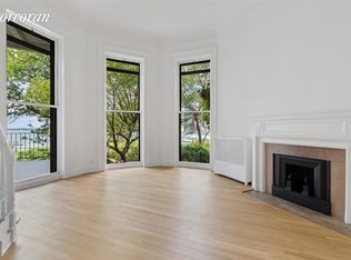 210 Columbia Hts #PLR, Brooklyn, NY 11201