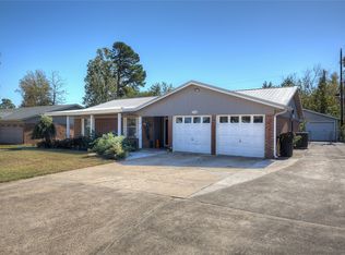 3260 Pine Bluff St, Paris, TX 75460