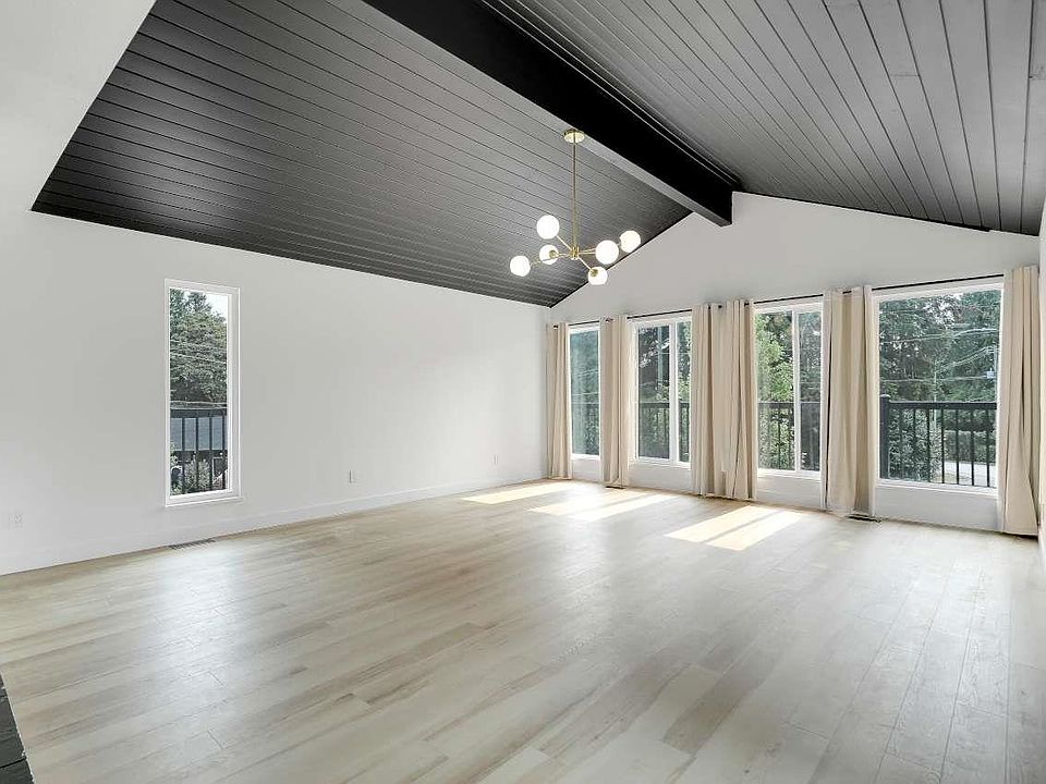 1st image of 869 Gale Dr