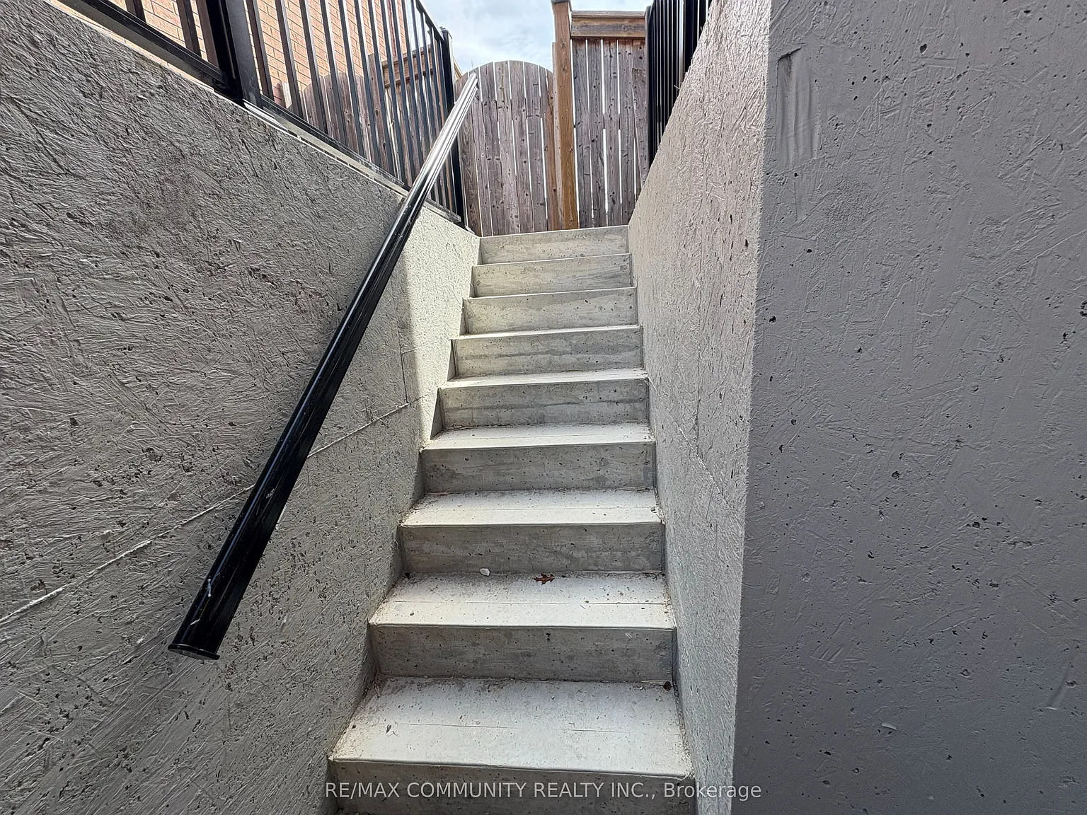 2 bed, $2,250 — Photo 2
