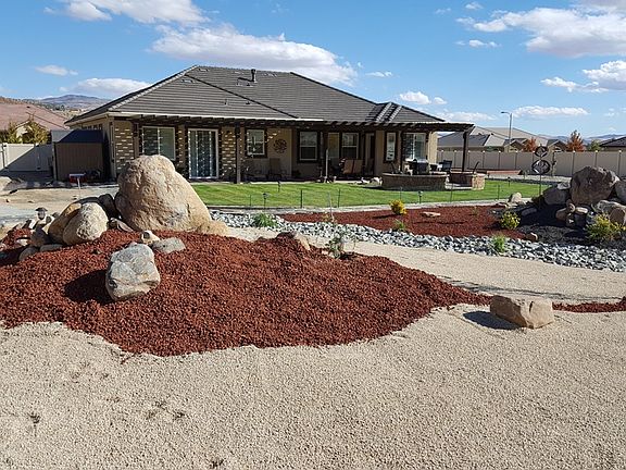 3rd image of 12165 Pebble Bluff Dr