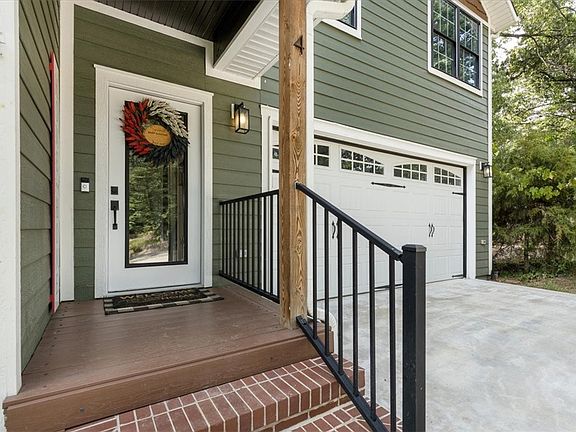 2nd image of 4 Patton Ln