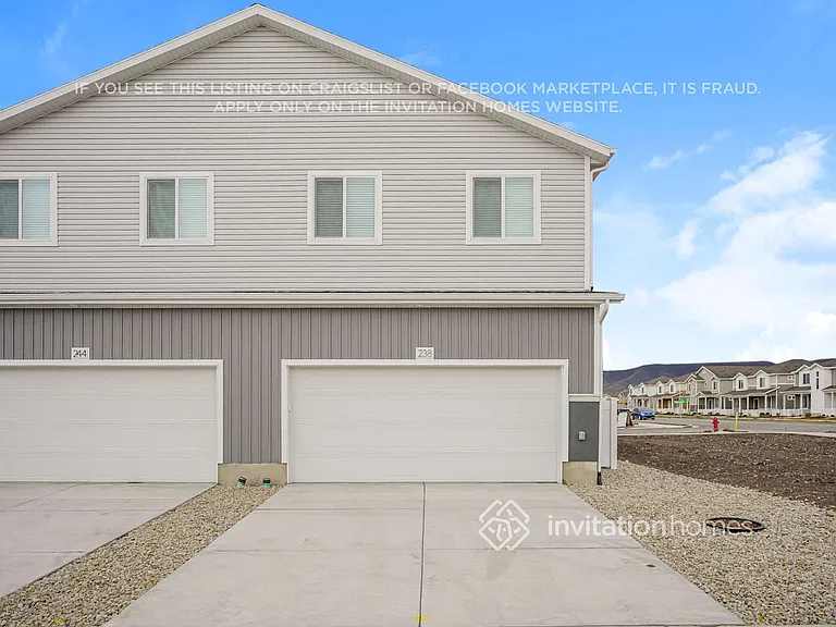 238 E Harker Creek St — Photo 17