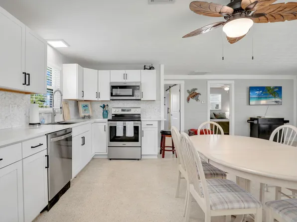 3484 Tropical Point Dr, Saint James City, FL 33956