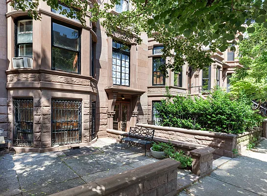 Sold by Compass | media 11