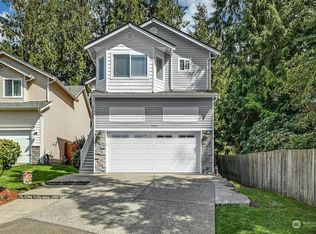 709 215th Pl SW #10, Lynnwood, WA 98036