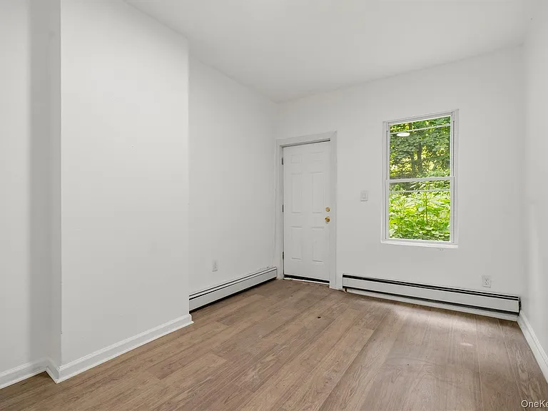 411 Liberty St — Photo 16