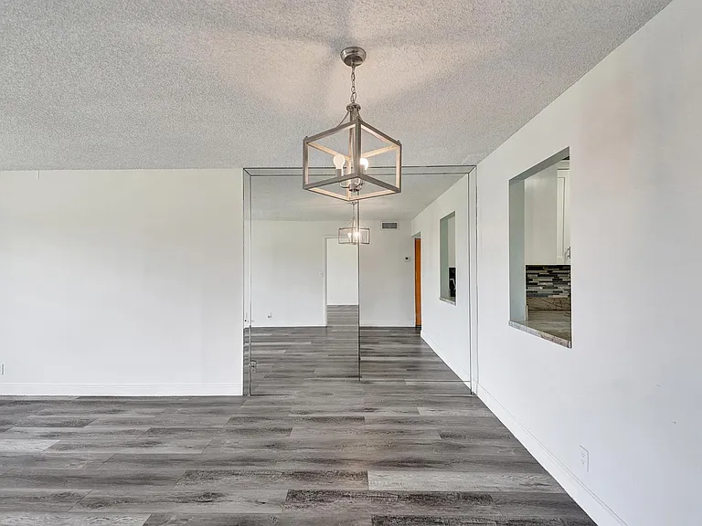 2430 NW 81st Ave #305 — Photo 33