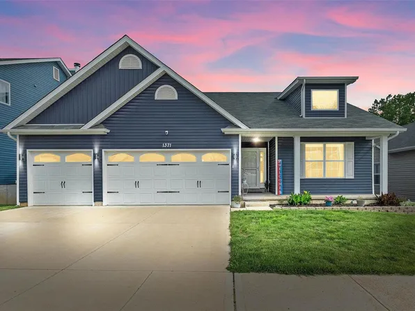 1371 Grey Wolf Dr, Imperial, MO 63052