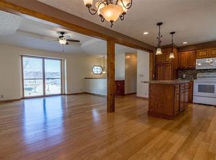 9708 S 9th St, Bellevue, NE 68123