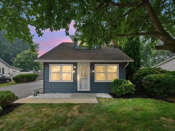 62 Highland Ave, Buckeye Lake, OH 43008
