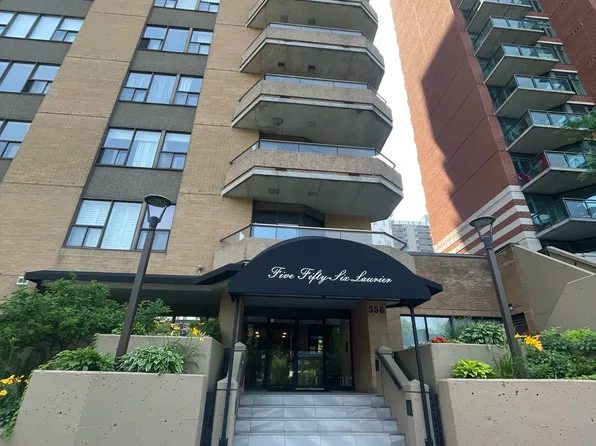 556 Laurier Ave W #1607, Ottawa, ON K1R 7X2
