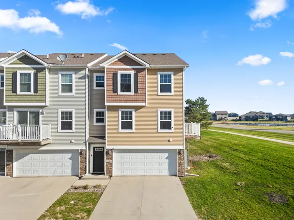 4853 NE McDougal Ln, Ankeny, IA 50021