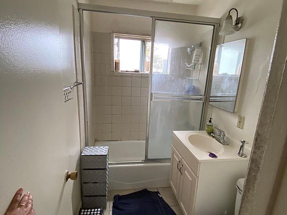 5th image of 3545 Jasmine Ave APT 11