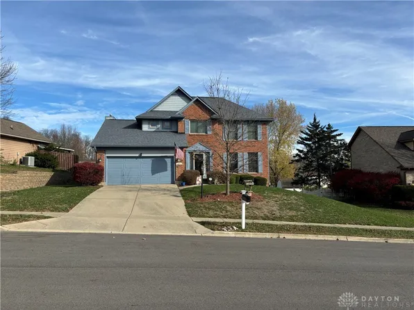 2482 Countryside Dr, Fairborn, OH 45324