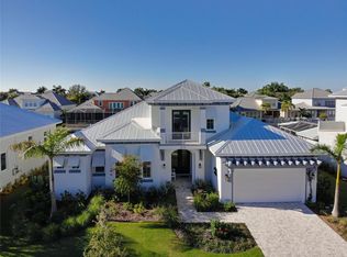 5712 Tybee Island Dr, Apollo Beach, FL 33572