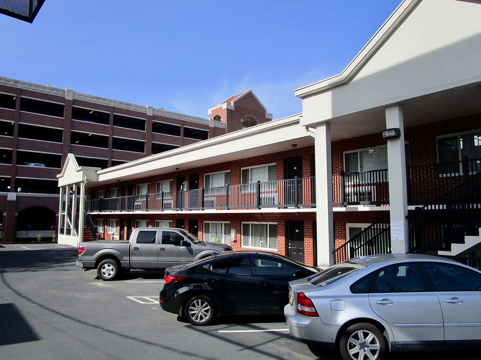 1st image of 405 Dunwoody St APT 23