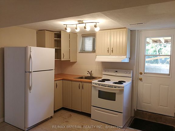 3rd image of 22 Miller Rd