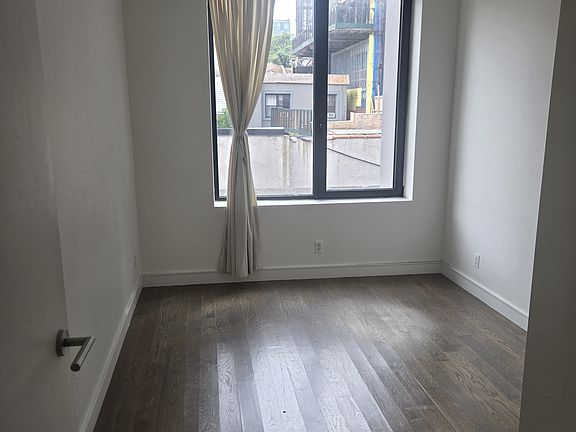5th image of 186 21st St #2C