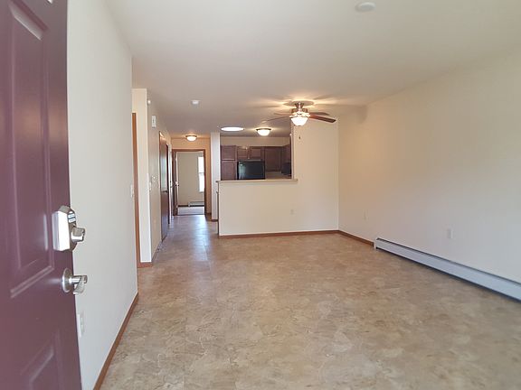 4th image of 200 Buehler Ave #10