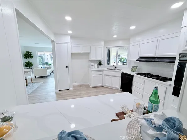 1400 S Sunkist St Spc 102, Anaheim, CA 92806